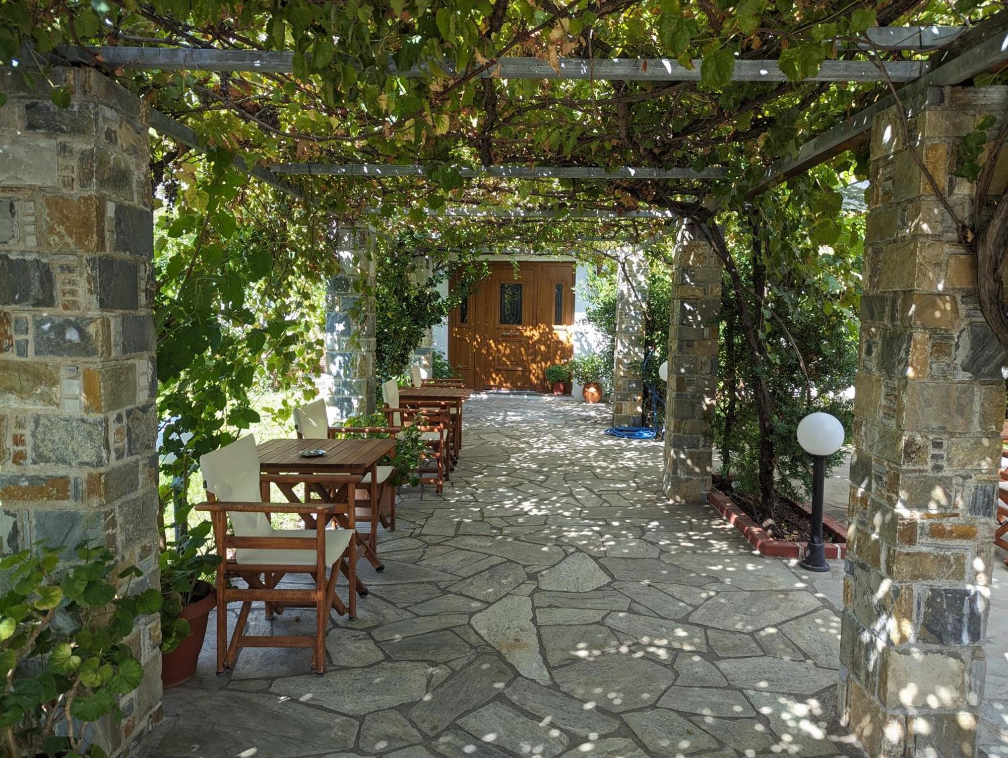 Guesthouse Christos Bandar Skopelos Luaran gambar