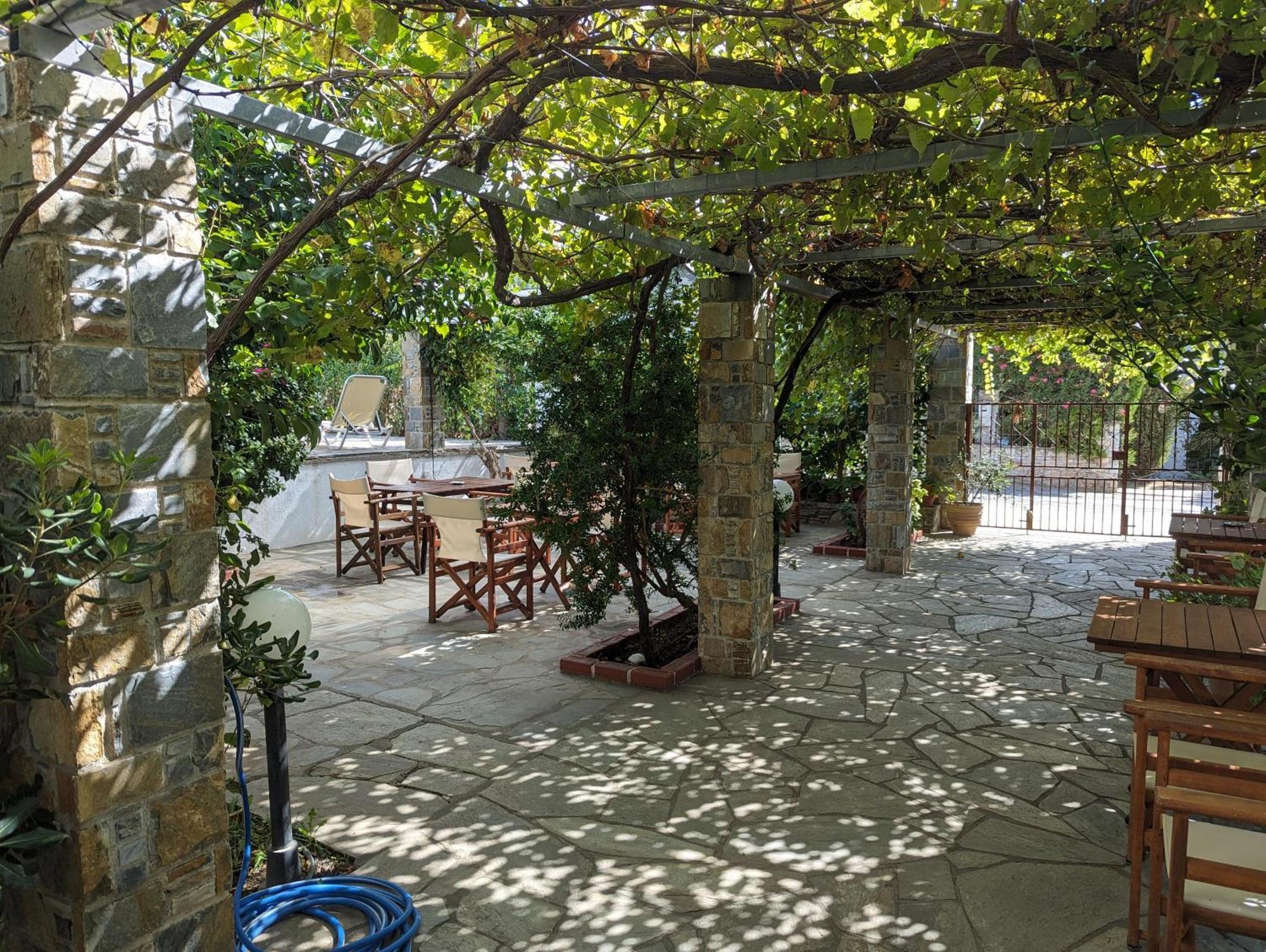 Guesthouse Christos Bandar Skopelos Luaran gambar