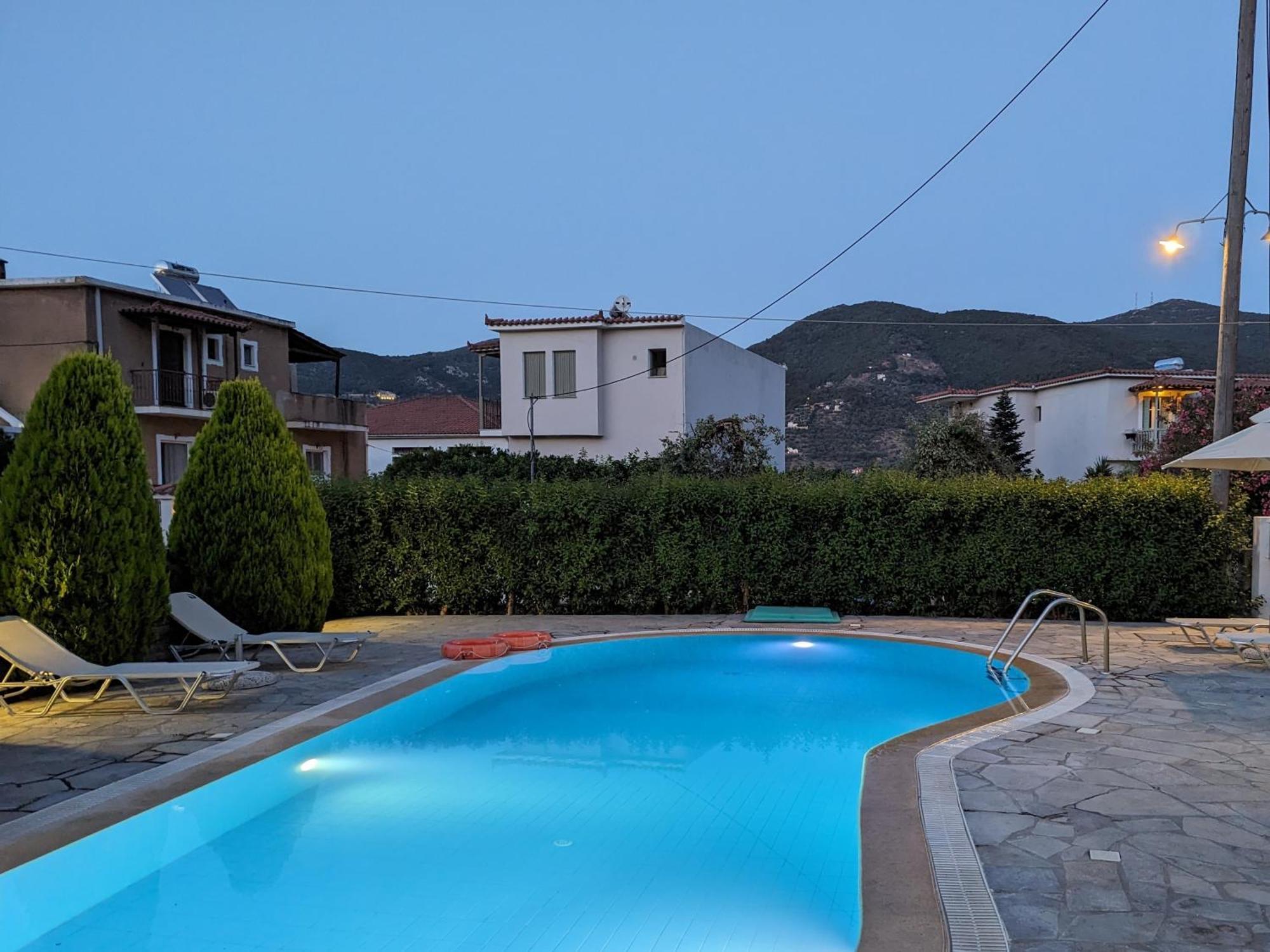 Guesthouse Christos Bandar Skopelos Luaran gambar