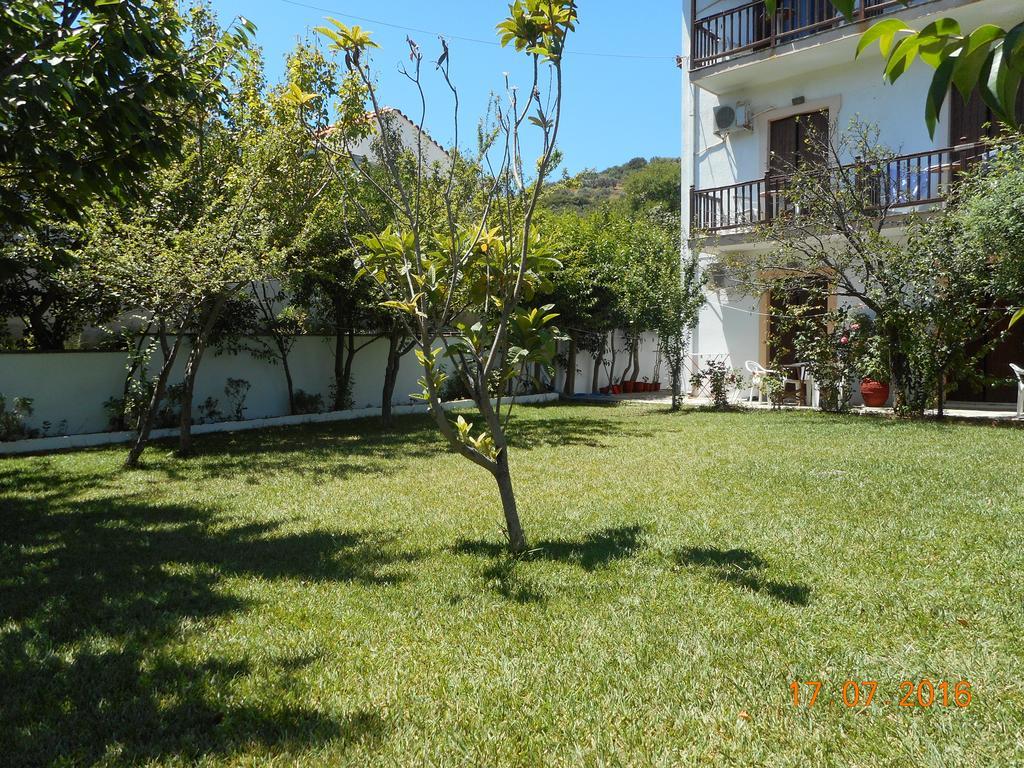 Guesthouse Christos Bandar Skopelos Luaran gambar